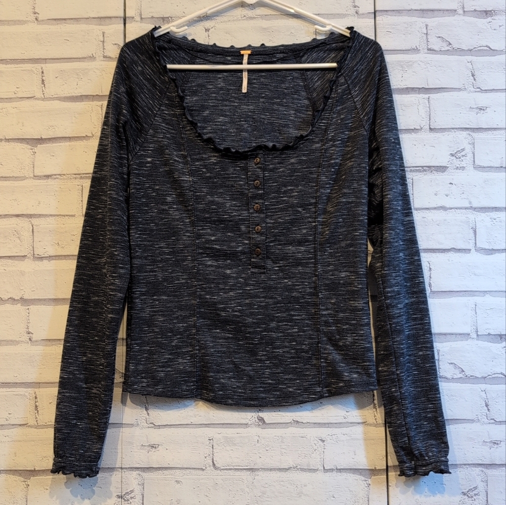 Free People Women's Size S Knit Top Heather Blue Button Front Long Sleeve